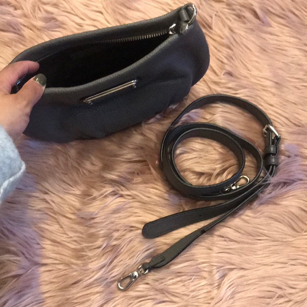 Marc by Marc Jacobs clutch with crossbody strap - Picture 3 of 4